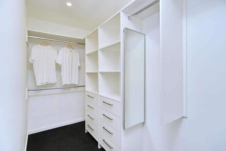 13 Picadilly Avenue Casebrook_17