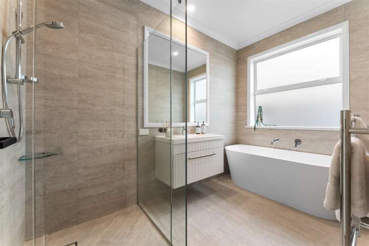 98 Tukutata Crescent Milldale_14