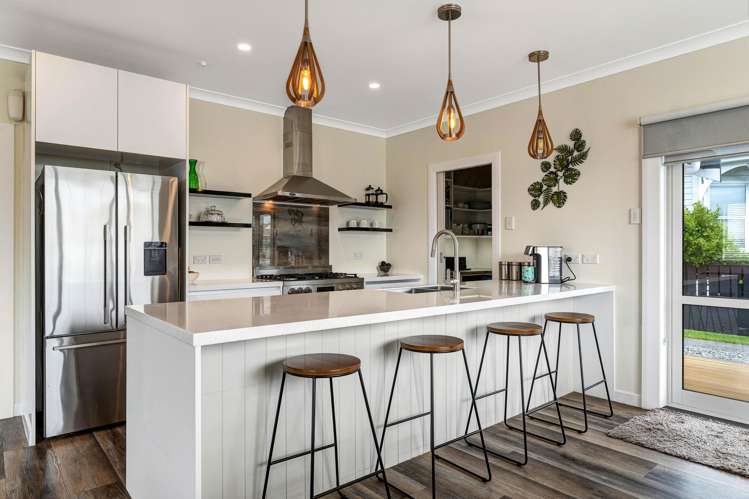 5 Pembroke Road West_2