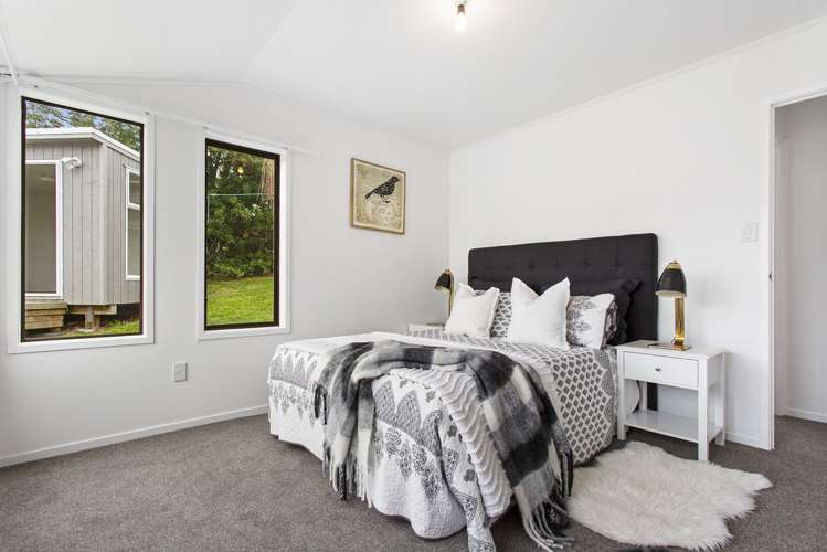 8 Ancona Lane Goodwood Heights_12