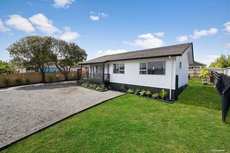 14 Moncrieff Avenue Clendon Park_10