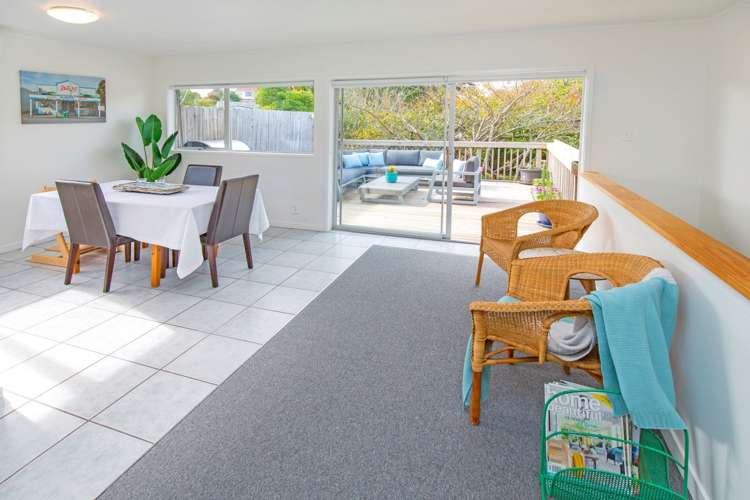 12 Thorburn Avenue Red Beach_5