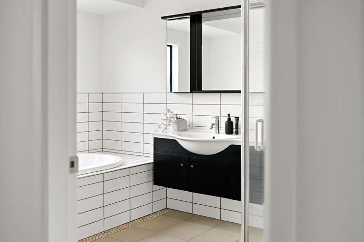 6 Peninsula Point Huntington_19