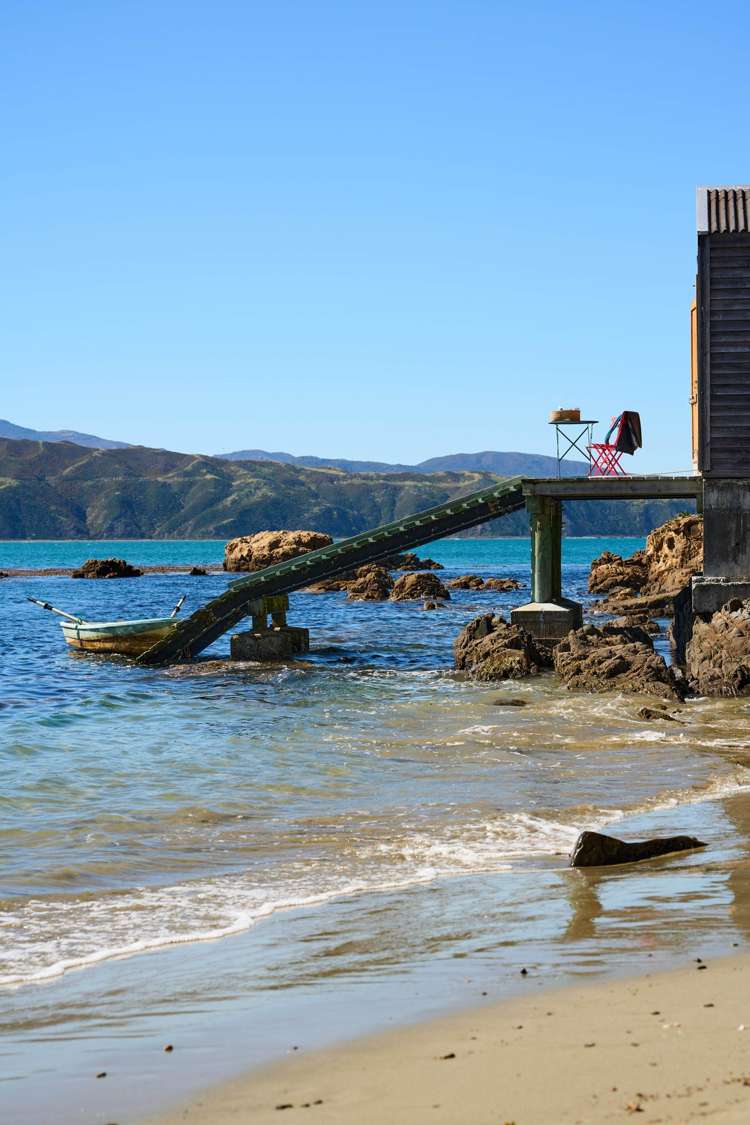 10 and 14 Fortification Road Karaka Bays_28