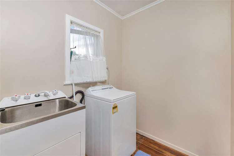 1/46 Rollerson Street Papakura_11