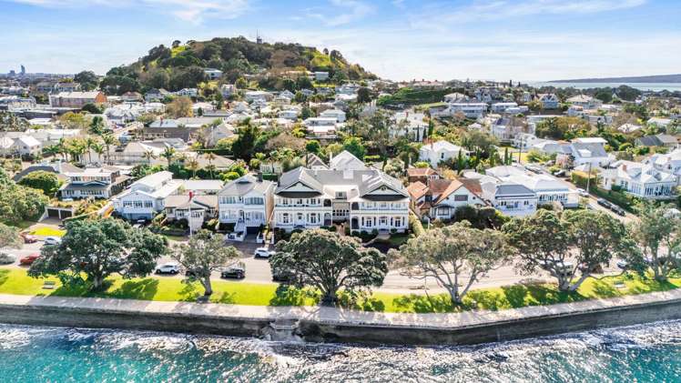 5B King Edward Parade Devonport_20