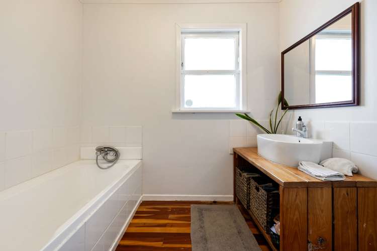 21 MacDonald Road Glenview_11