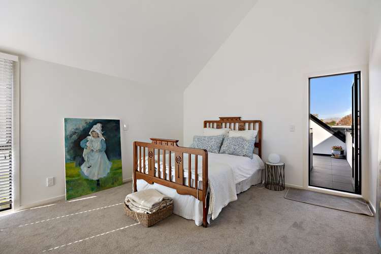 5/140 Office Road Merivale_19