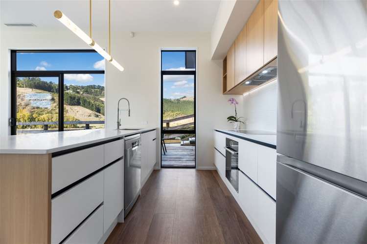 11 Round Hill Rise Cracroft_7