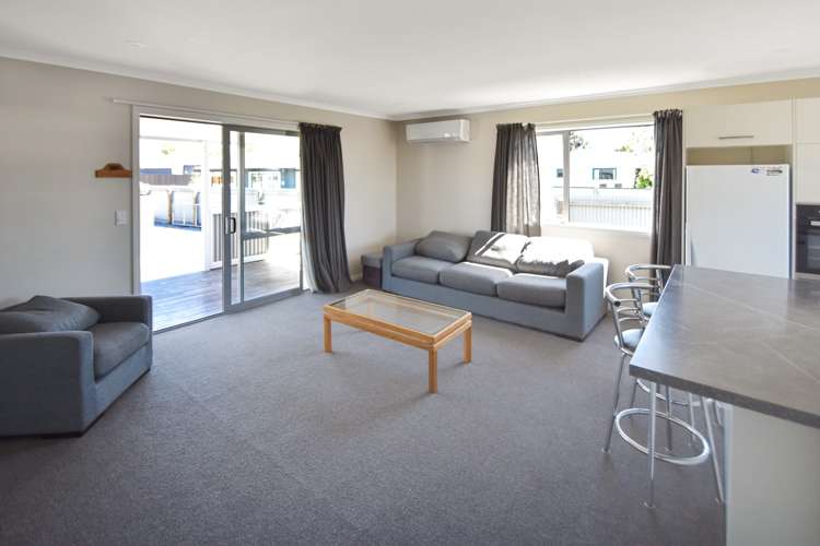 23 Fraser Crescent Twizel_9