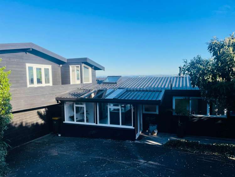 73 Roberts Road Matakatia_17