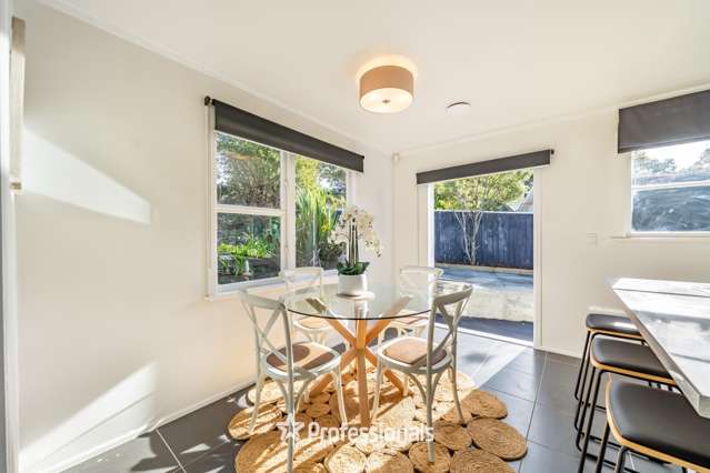 190 Dowse Drive Maungaraki_3