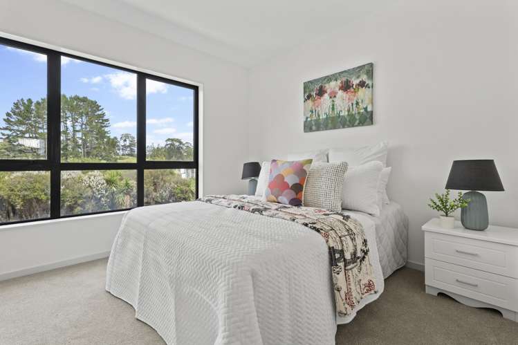 1/2 Whakatupu Road Flat Bush_10