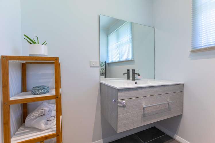 78 Mclean Street_4