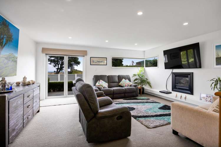 16 Egmont Street Patea_7