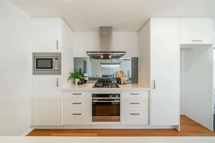 34 Te Kaeaea Crescent Wallaceville_9