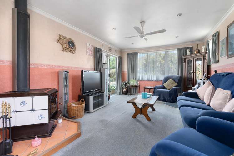 13 Deller Drive Carterton_6