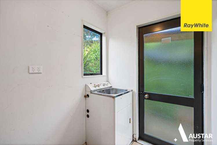 203 Glengarry Road Glen Eden_10