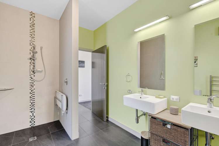 19 Infinity Drive Wanaka_9