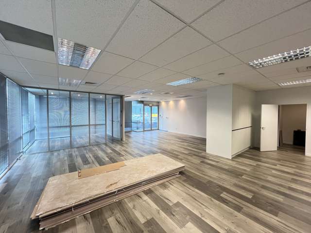 C2/27-29 William Pickering Drive Albany_4