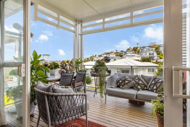 Top Floor, Top Location in Kensington Park