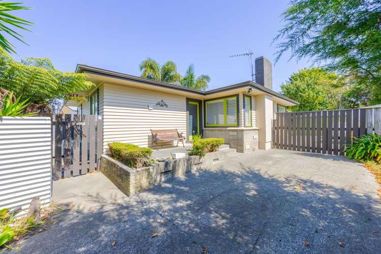 74 Clarence Cox Crescent Pirimai_16