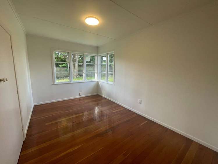 1 Shifnal Drive Randwick Park_10