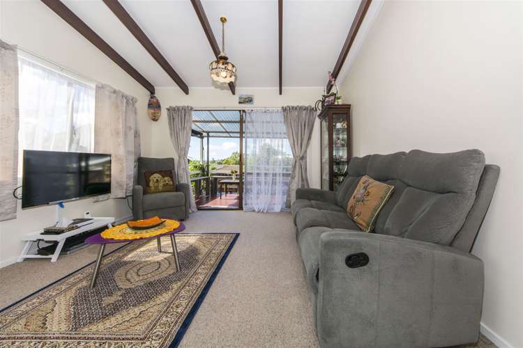 2/5 Akehurst Avenue New Lynn_5
