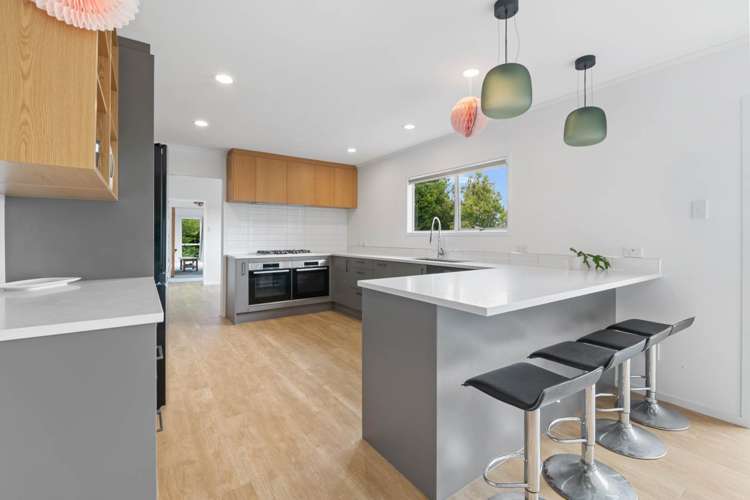 33 Squirrel Lane Browns Bay_10