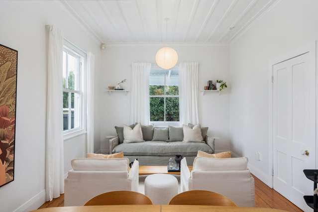 2/13 Tasman Avenue Mount Albert_1
