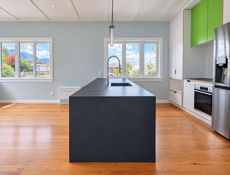 2 Aroha View Avenue_4