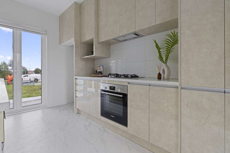 2 Warbler Crescent Papakura_5