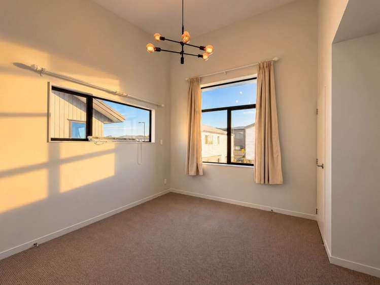 6 Alexander French Close Millwater_10