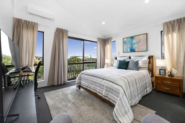 8 Whakaora Lane Flat Bush_17
