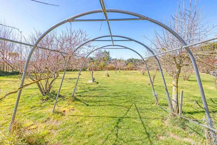 102 Glews Road Cust_55