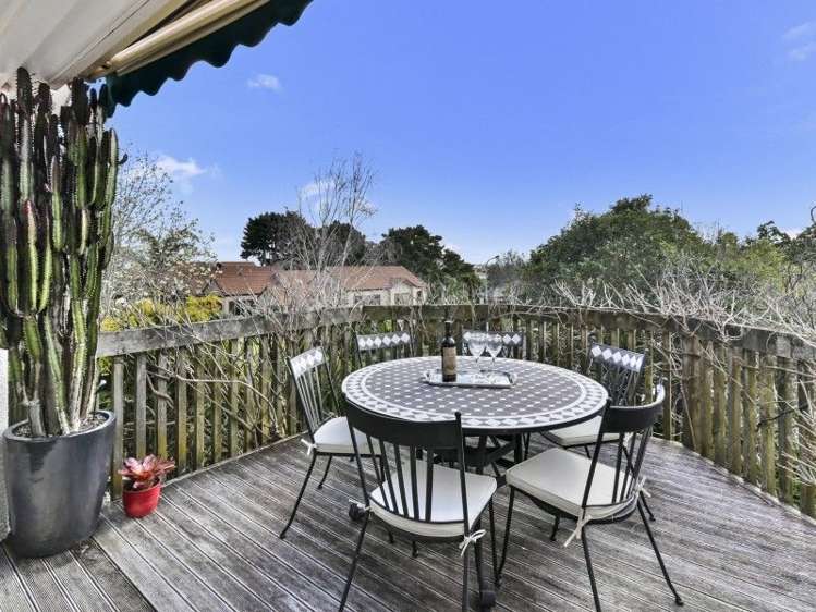 22 Silkwood Grove Totara Heights_8