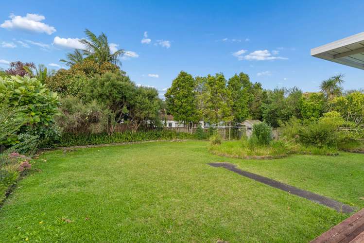 17 Catalina Crescent Forrest Hill_8