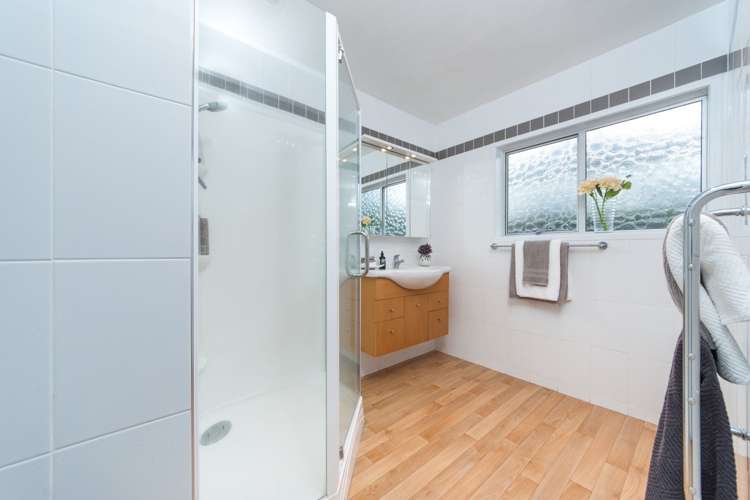 2/8 Rotomahana Terrace Remuera_11