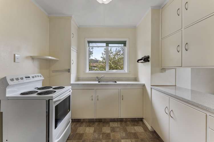 4 Heath Street Wainuiomata_5