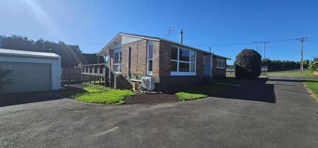 Feel Rural Close To Town