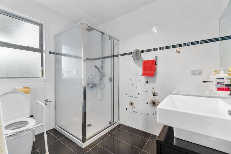 13 Allgood Place Rototuna North_9