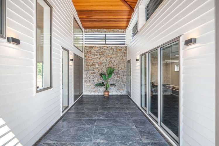 17B Warrington Road Remuera_23