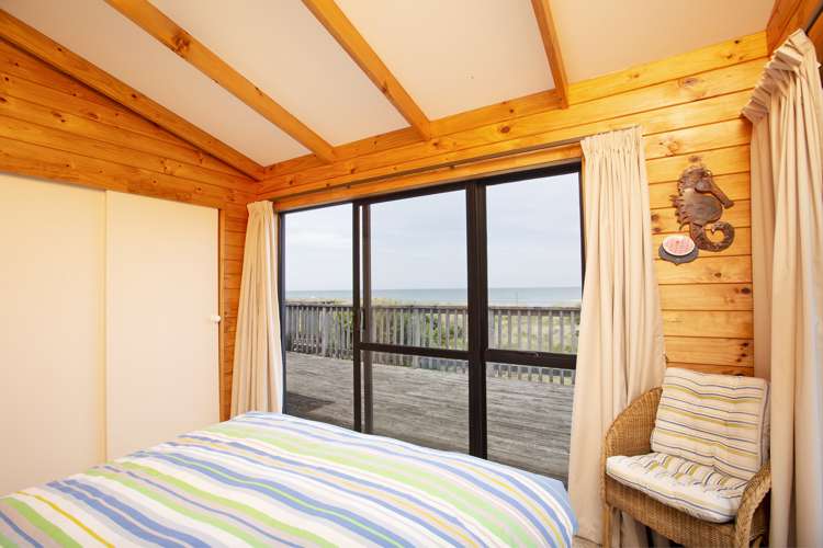 75 Blue Pacific Parade Riversdale Beach_10