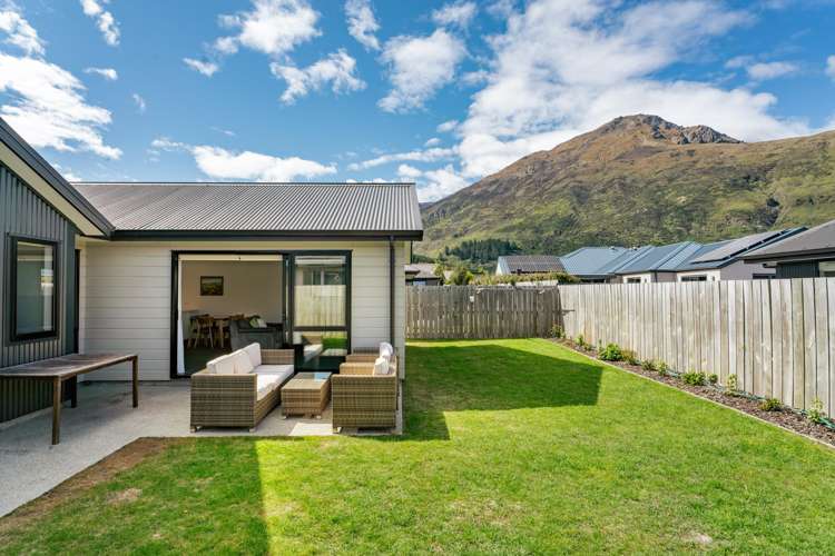 23 Peterley Road Shotover Country_19