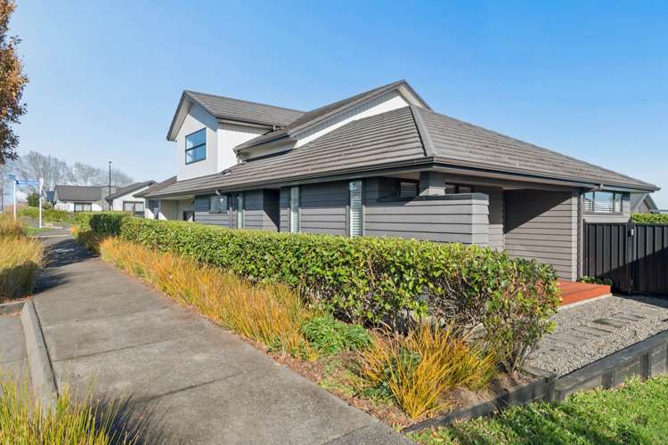 2 Walter Lawry Road_1