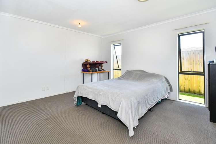 9 Mark Edgar Place Clendon Park_7