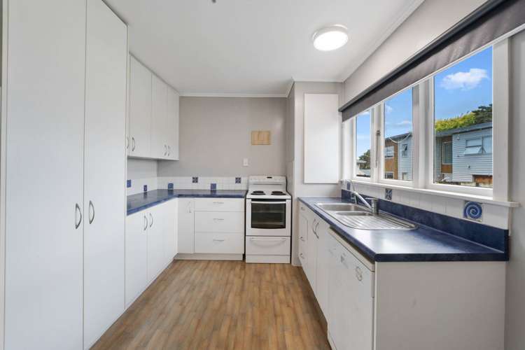 9 Vanguard Road Kelston_12