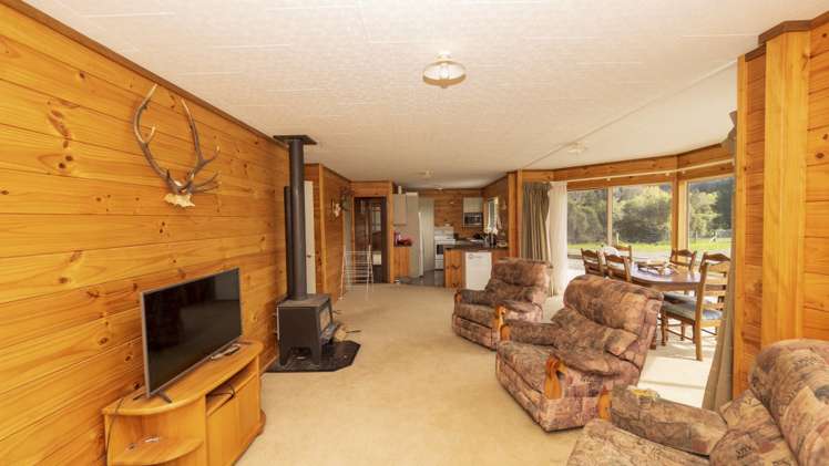 10284 Route 52 Pongaroa_6