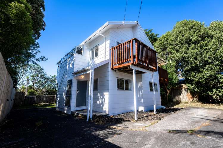 2/13 Fairclough Road_1