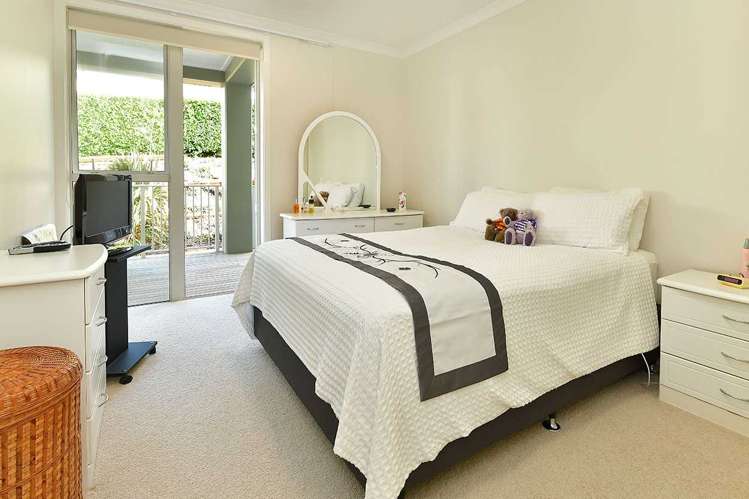 20 Rewa Rewa Lane Orewa_11